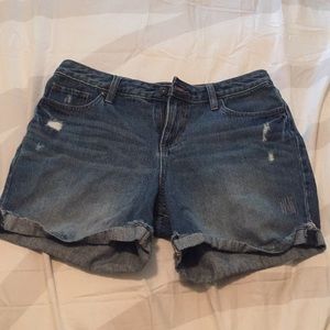 Apt 9 distressed shorts size 10!